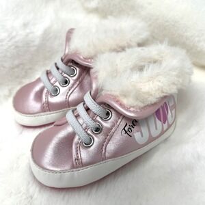 Juicy Couture Baby Girl Pink Faux Fur Sneakers La Palma Crib 9-12 Mos‎ + Bonus